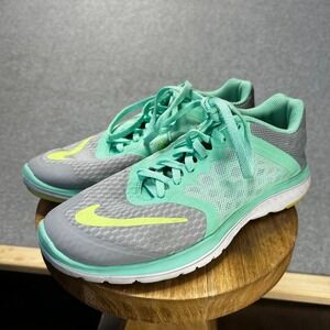 Nike FS Lite Run 3 Womens 6 Grey Green Running Shoes Athletic Sneaker